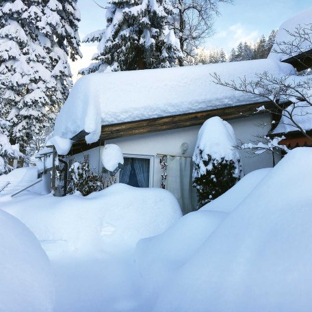 Verschneiter Teich, &copy; im-web.de/ Kur- und Tourist-Info Bayrischzell
