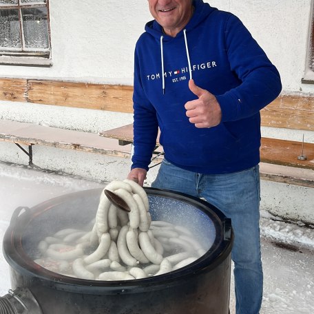 Wei&szlig;wurstkessel Samstags Winter Speck-Alm
