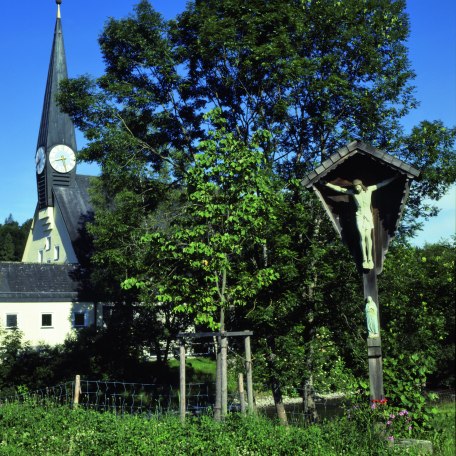 Dreifaltigkeitskirche Wörnsmühl, Laun Dreifaltigkeitskirche Wörnsmühl, Laun