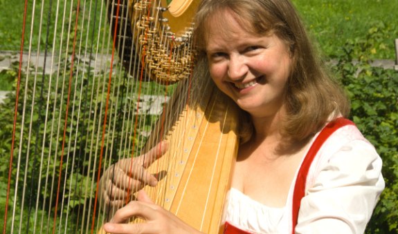 martina_holzer_harfe_konzert_nov_2026