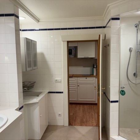 Ferienwohnung Leonhardstein - Bad, &copy; im-web.de/ Tourist-Information Kreuth