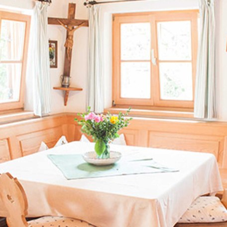 Sitzecke in der terrassenwohnung, © im-web.de/ Gäste-Information Schliersee in der vitalwelt schliersee