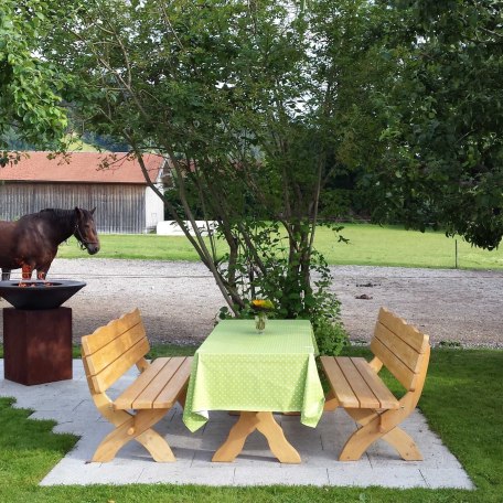 Grillen unterm Apfelbaum, &copy; im-web.de/ Tourist-Information Gmund am Tegernsee