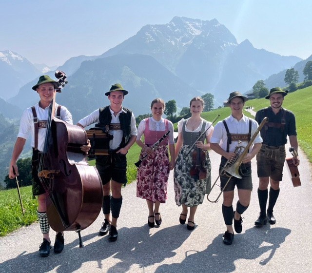 saitenstraßen_musi saitenstraßen_musi