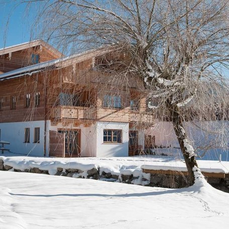 Winterurlaub in den barrierefreien  Ferienwohnungen am Webermohof, &copy; im-web.de/ Tourist-Information Rottach-Egern