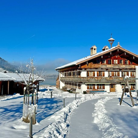 Aussenansicht Winter, © im-web.de/ Gäste-Information Schliersee in der vitalwelt schliersee