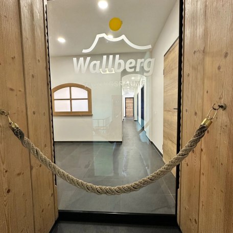 tag-wbg-eingang-julia-keck, &copy; Julia Keck