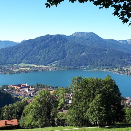 Blick an den See, © im-web.de/ Tourist-Information Gmund am Tegernsee
