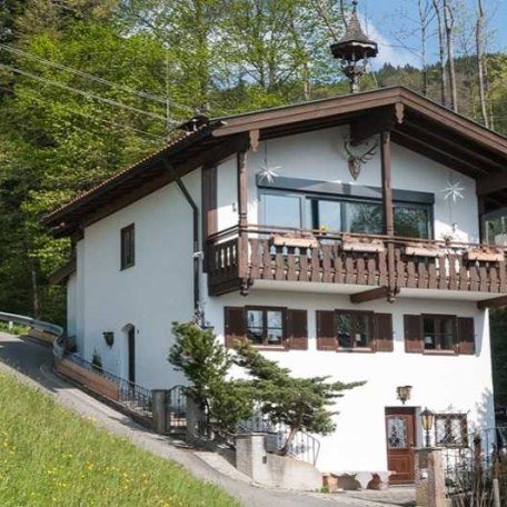 Haus 8, Westansicht, © im-web.de/ Ferienwohnungen Tegernsee