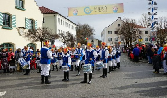 Fasching_de.damischen