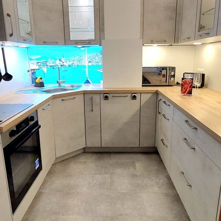 Vollausgestattete moderne K&uuml;che, &copy; im-web.de/ Regionalentwicklung Oberland Kommunalunternehmen