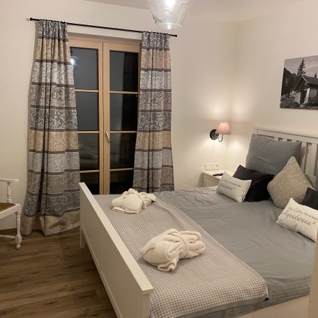 Schlafzimmer Fewo Brecherspitz, © im-web.de/ Gäste-Information Schliersee in der vitalwelt schliersee