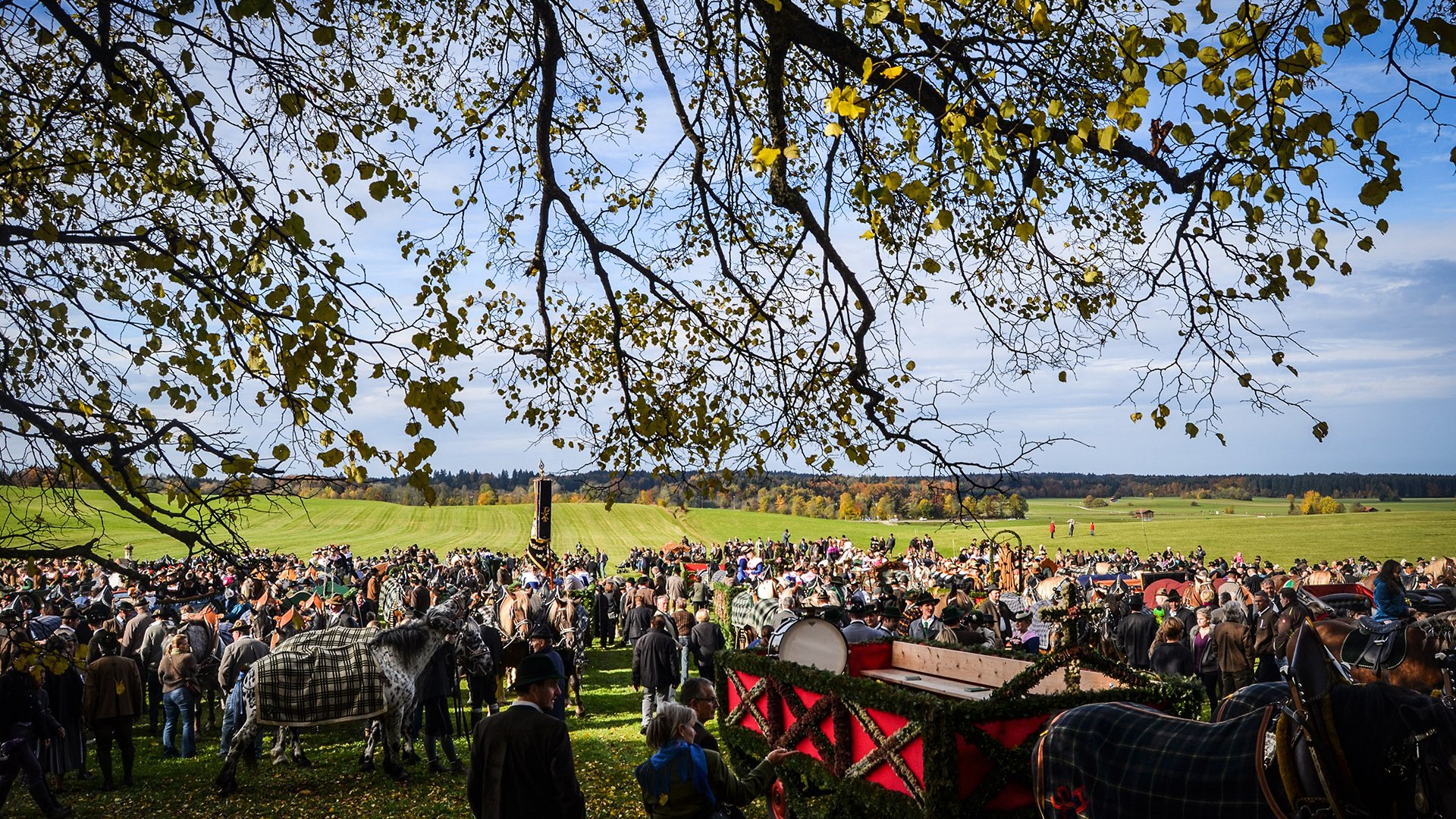 Leonhardifahrt Oberbayern Tegernsee, © Florian Liebenstein