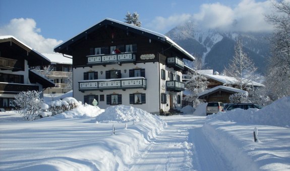 Zufahrt zum Haus, © im-web.de/ Tourist Information Tegernsee Zufahrt zum Haus, © im-web.de/ Tourist Information Tegernsee