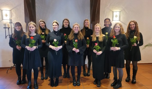 Seite 47 oben links M&auml;dchenchor Happy Voices Ingstetten