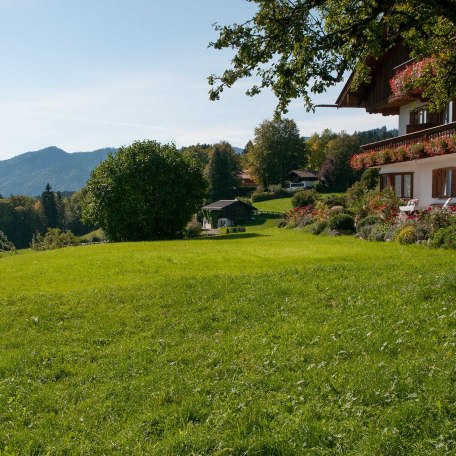 Gästehaus Unterreiterhof in Bad Wiessee - mit Traumblick über das Tegernseer Tal, © GERLIND SCHIELE PHOTOGRAPHY TEGERNSEE