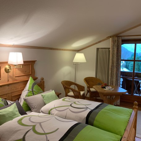 Doppelzimmer Riedlerberg mit Kitchenette, &copy; im-web.de/ Tourist-Information Kreuth