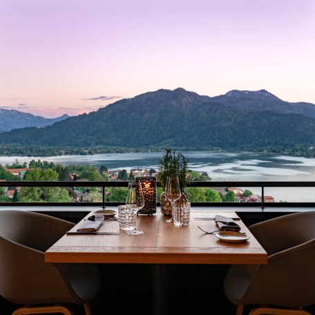 AlpenbrasserieAusblick_DAS TEGERNSEE, © © DAS TEGERNSEE