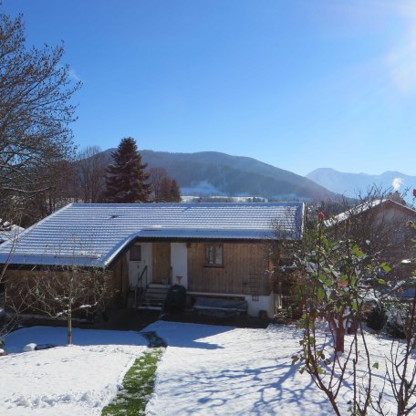 Blick auf FeWo, Neureuth und Hirschberg, © im-web.de/ Tourist-Information Gmund am Tegernsee