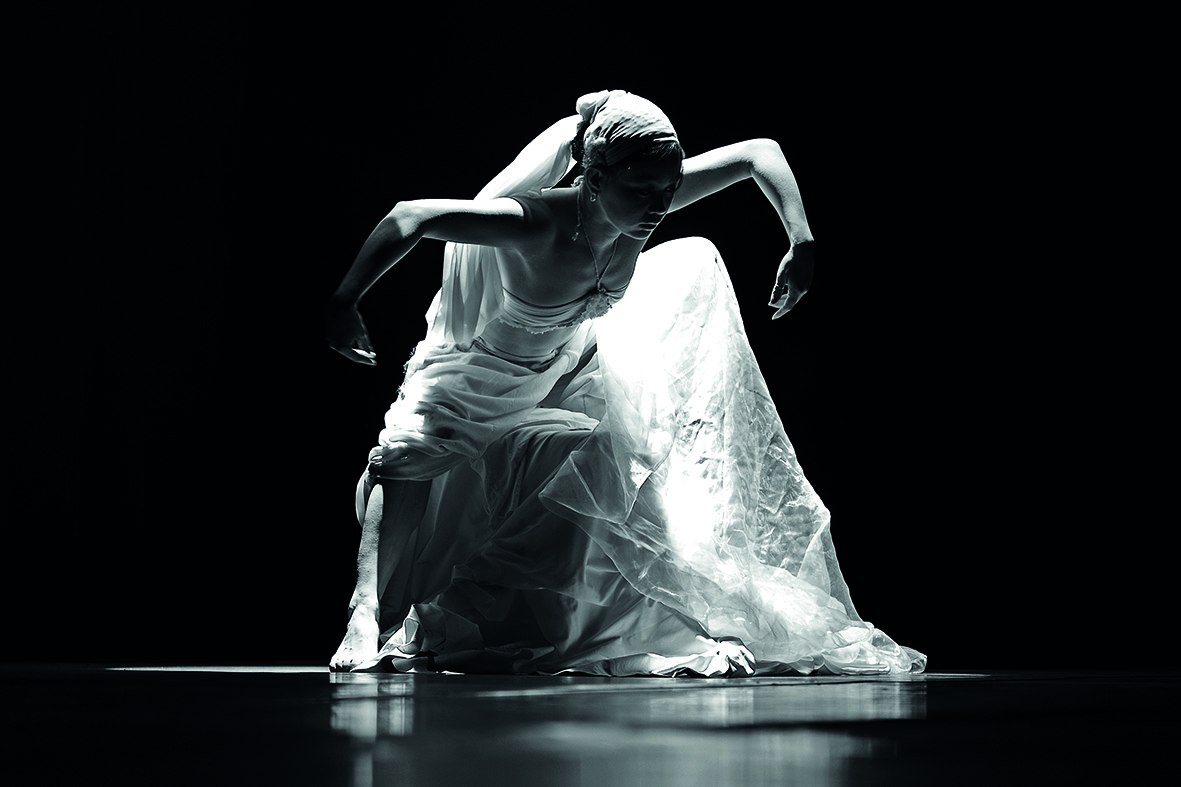 20260226_Rosenboom_Tänzerin_klein_CMYK