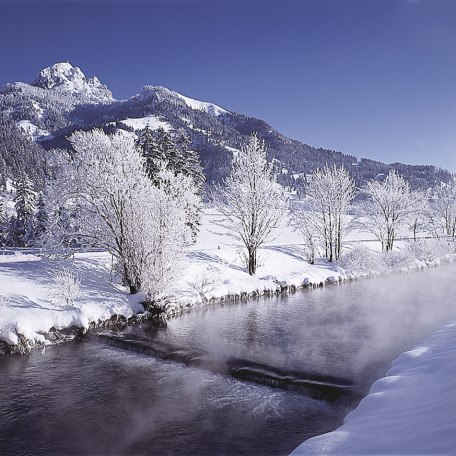 TI_Bayrischzell_Winter_Landschaft_Leitzach_Wendelstein