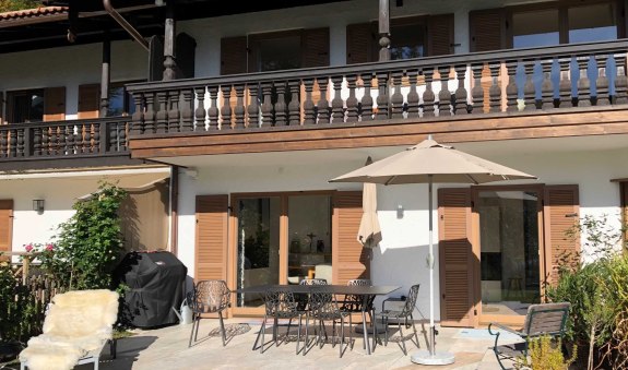 Haus von vorne, © im-web.de/ Tourist Information Tegernsee