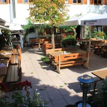 https://d1pgrp37iul3tg.cloudfront.net/objekt_pics/obj_full_31110_006.jpg, © im-web.de/ Gemeinde Hausham