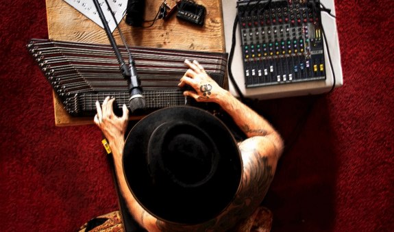 2020_manuel_zither_studio