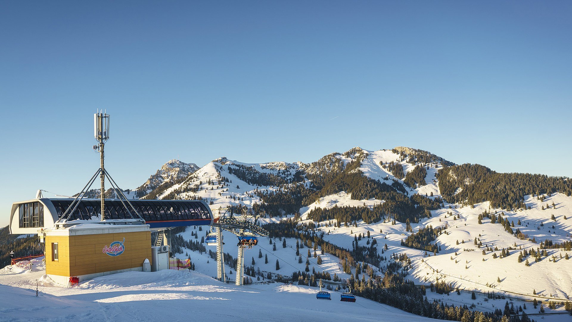 ats-wintersport-hires-110