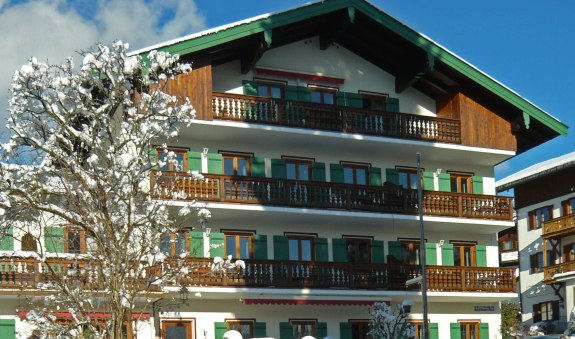 Hausansicht Winter, &copy; im-web.de/ Tourist Information Tegernsee