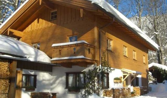 Außenansicht, © im-web.de/ Kur- und Tourist-Info Bayrischzell