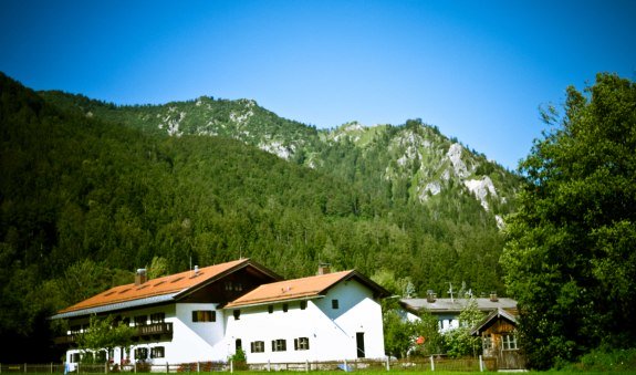 https://d1pgrp37iul3tg.cloudfront.net/objekt_pics/obj_full_43779_005.jpg, © im-web.de/ Gäste-Information Schliersee in der vitalwelt schliersee