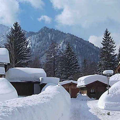 https://d1pgrp37iul3tg.cloudfront.net/objekt_pics/obj_full_27856_005.jpg, © im-web.de/ Touristinformation Fischbachau