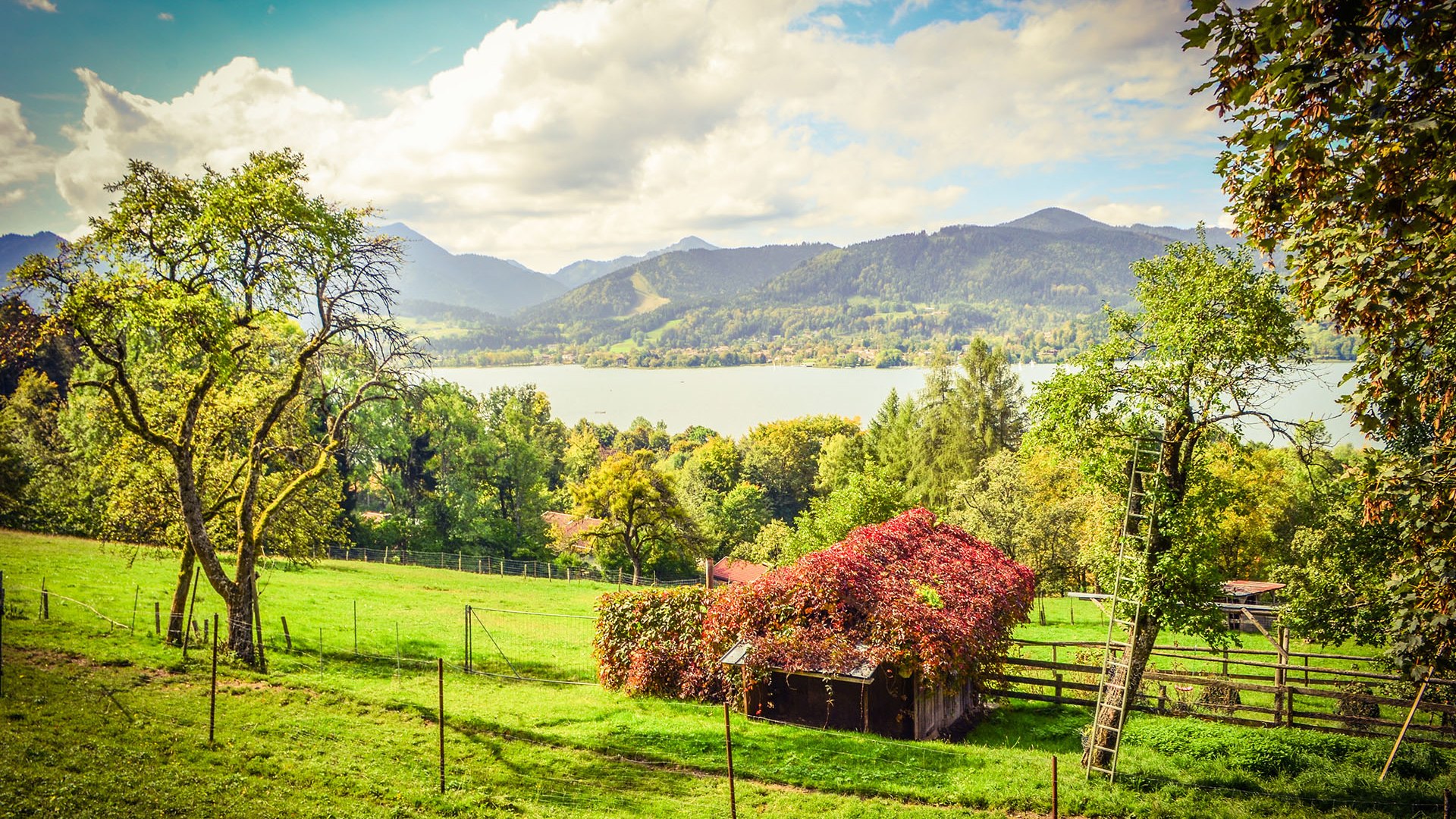 Herbst in Oberbayern am Tegernsee, © Florian Liebenstein