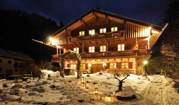 Der Ignazhof in Bad Wiessee im Winter, © im-web.de/ Tourist-Information Bad Wiessee Der Ignazhof in Bad Wiessee im Winter, © im-web.de/ Tourist-Information Bad Wiessee