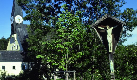 Dreifaltigkeitskirche Wörnsmühl, Laun Dreifaltigkeitskirche Wörnsmühl, Laun