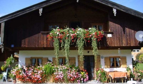 https://d1pgrp37iul3tg.cloudfront.net/objekt_pics/obj_full_29178_001.jpg, © im-web.de/ Touristinformation Fischbachau