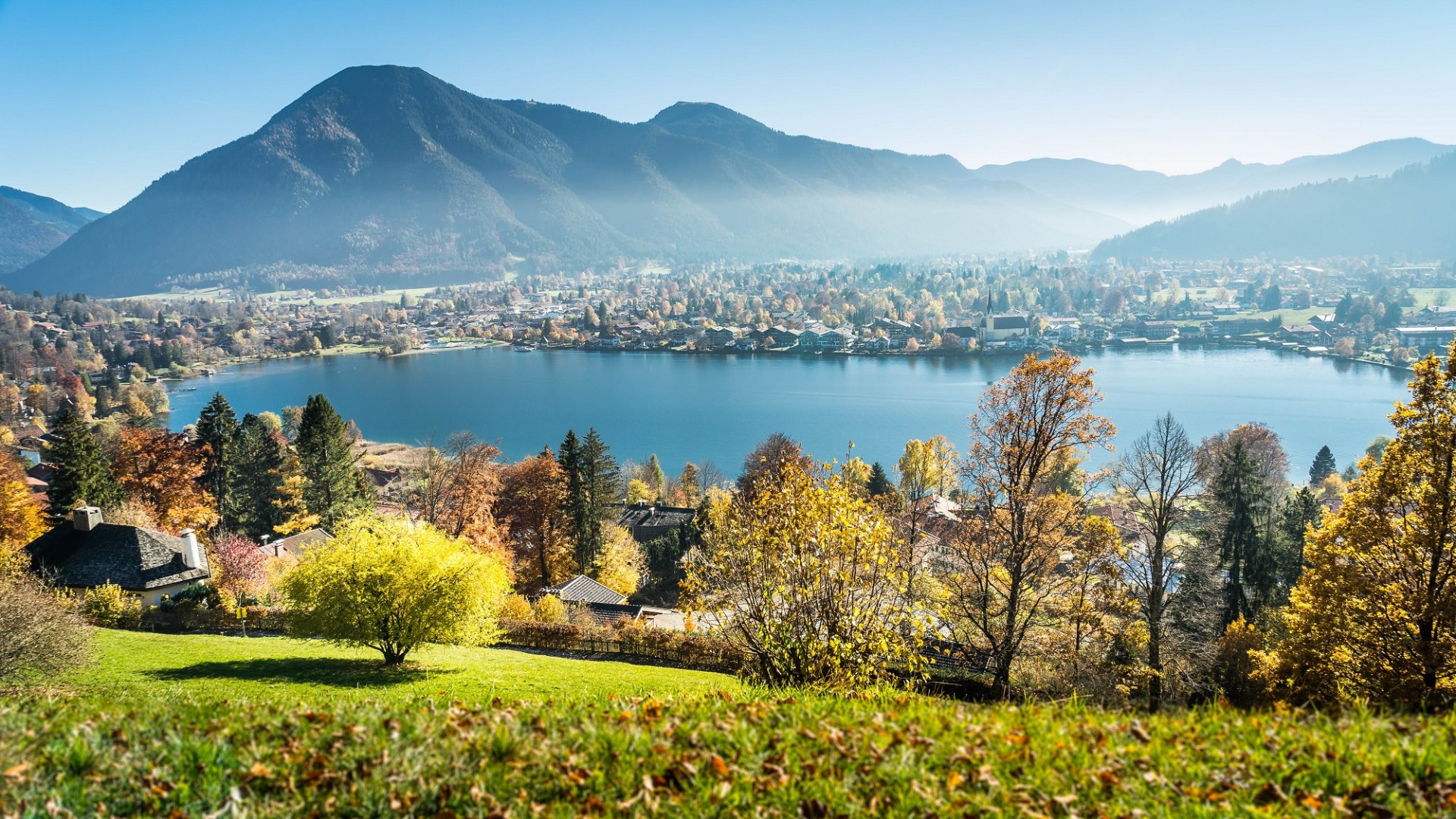 Tegernsee_Hoehenweg © Der Tegernsee, Dietmar Denger (2), © Dietmar Denger Tegernsee_Hoehenweg © Der Tegernsee, Dietmar Denger (2), © Dietmar Denger