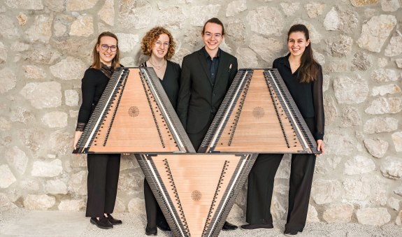 Seite 34 - Ensemble Hackbrettivo Seite 34 - Ensemble Hackbrettivo