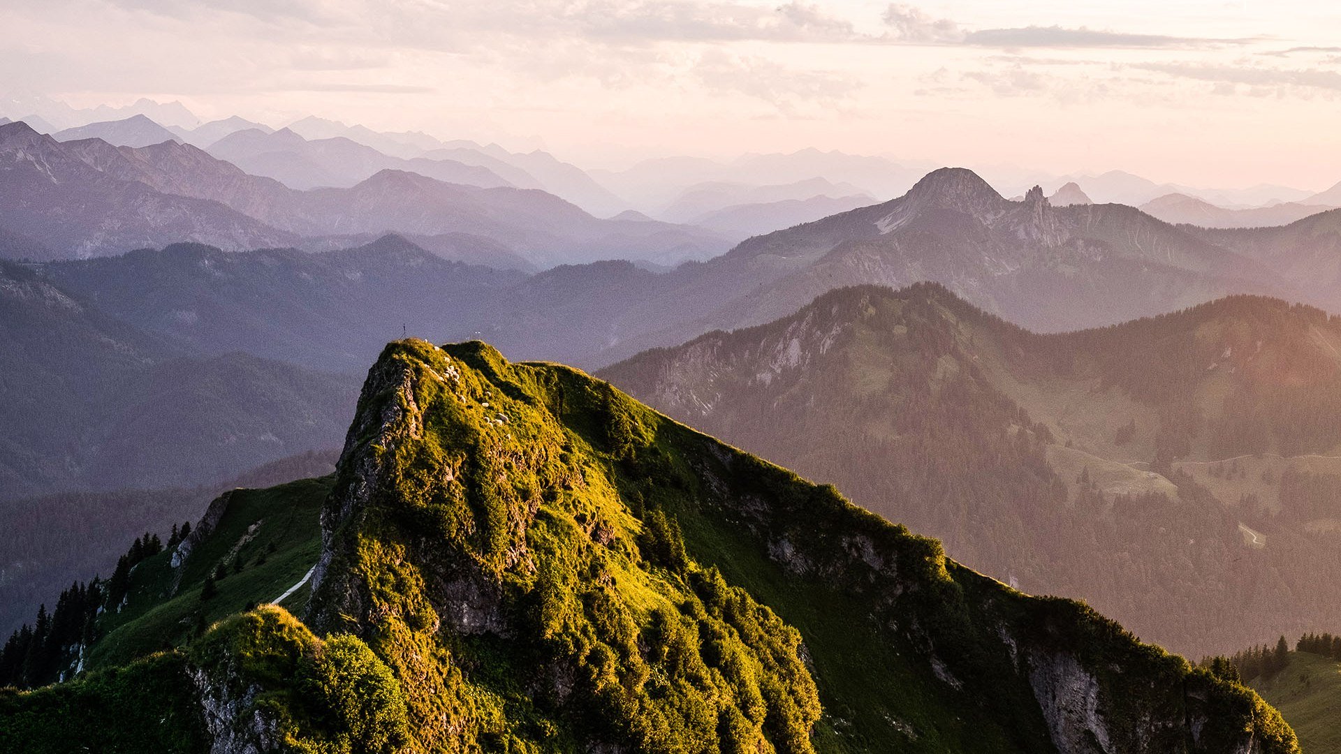 Atemberaubende Ausblicke am Rotwand Gipfel, © Alpenregion Tegernsee Schliersee