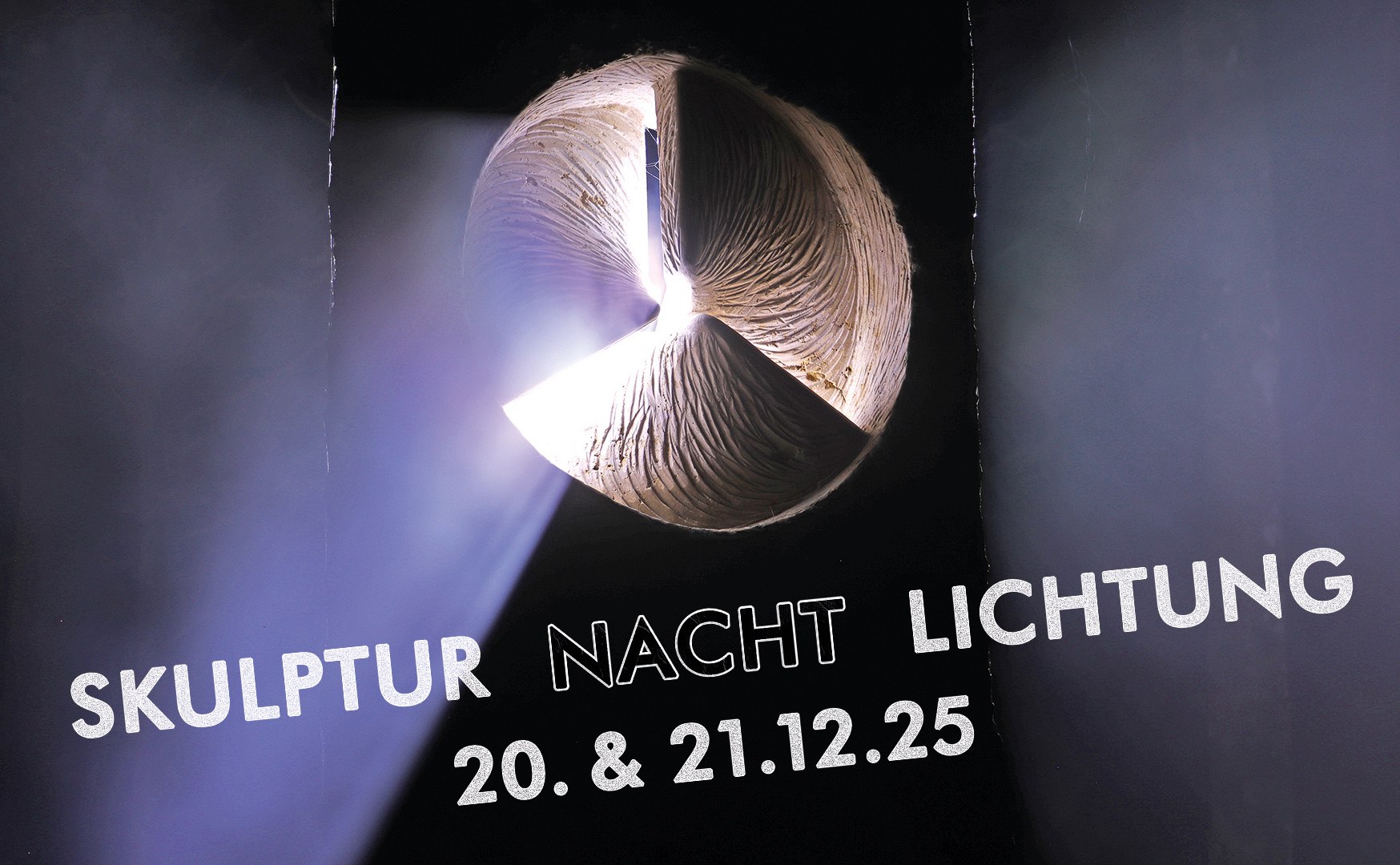 1 Skulptur Nacht Lichtung 25