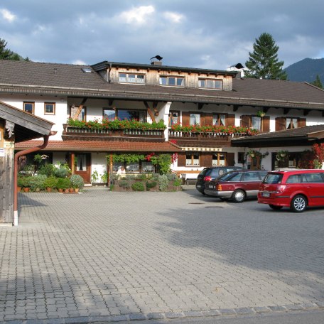 Herzlich Willkommen im Gästehaus Goldhofer zum Bockweber, © im-web.de/ Tourist-Information Rottach-Egern