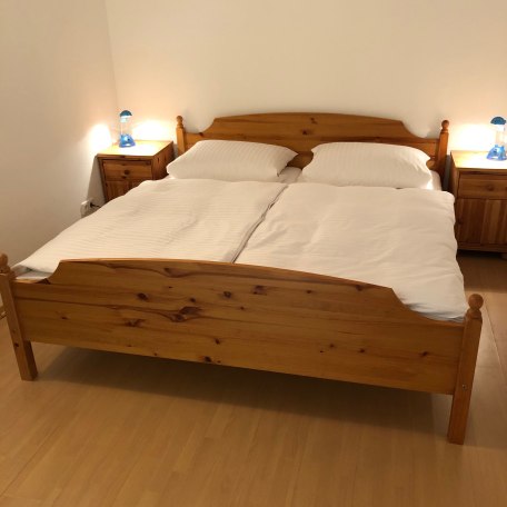 großes Schlafzimmer, © im-web.de/ Gäste-Information Schliersee in der vitalwelt schliersee