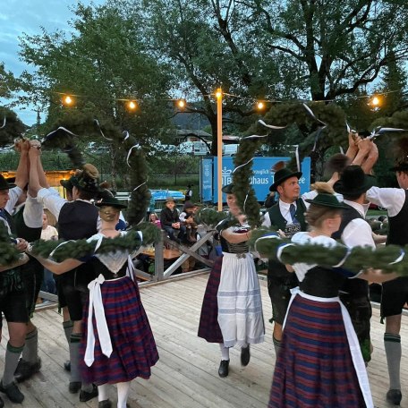 Heimatabend3, &copy; Trachtenverein D&acute;Neureuther