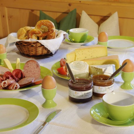 Unser Frühstückskorb kann gerne dazugebucht werden, © im-web.de/ Tourist-Information Bad Wiessee