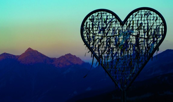 20260311_HaasAlpen&uuml;berwuerung-Herz(c)gratschnecke.de_CMYK