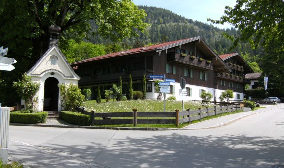 Außenansicht, © im-web.de/ Tourist-Information Bayrischzell
