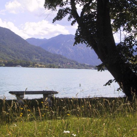 Am See, &copy; im-web.de/ Tourist-Information Bad Wiessee