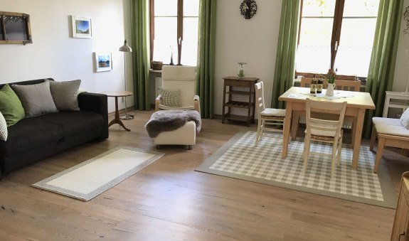 Wohnzimmer, © im-web.de/ Gäste-Information Schliersee in der vitalwelt schliersee