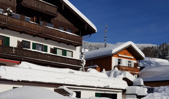 Hausansicht, © im-web.de/ Gäste-Information Schliersee in der vitalwelt schliersee Hausansicht, © im-web.de/ Gäste-Information Schliersee in der vitalwelt schliersee